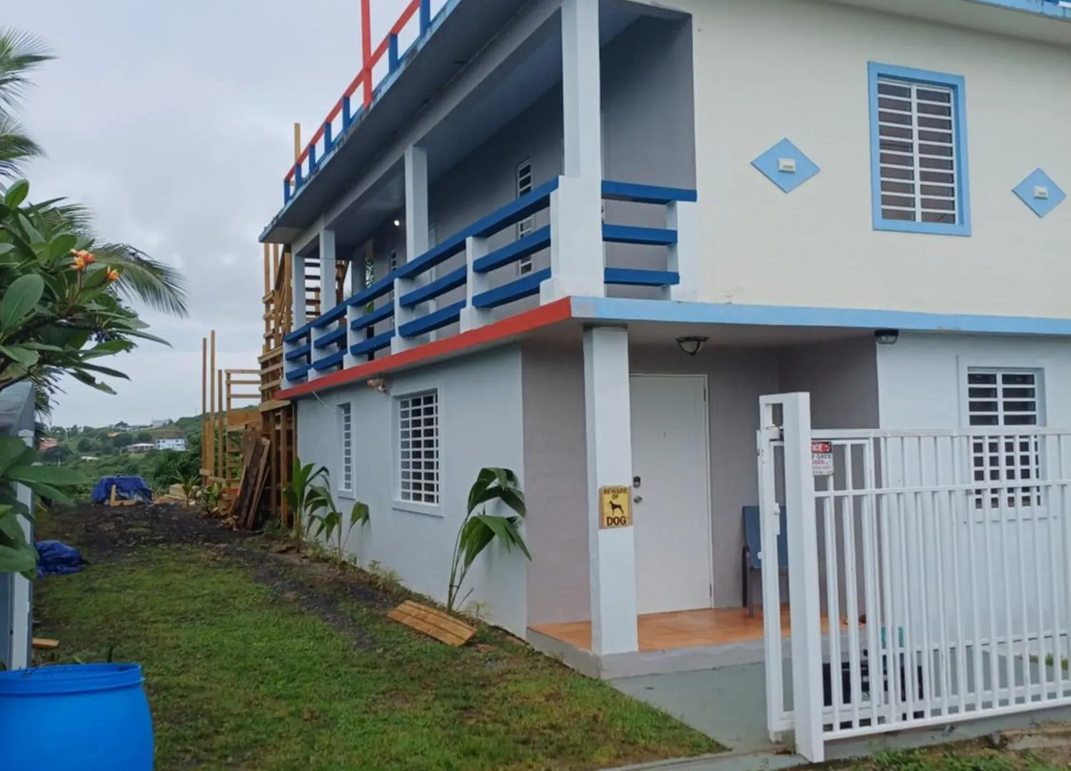 Rooster Run Glamping Camping Has Rooftop And Off The Ground Glamping Experience For 1 To 16 In A Single Tent And Views Of The Rain Forrest And To Culebra Across The Atlantic Ocean W Tents, Linens, Deluxe Air Beds, Warm Shower And More At A Great Pric Vieques 0*,